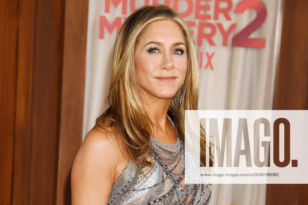 Jennifer Aniston at Murder Mystery 2 movie premiere on 28 03 2023 in Los Angeles Murder Mystery 2 movie premiere in Los Angeles with Jennifer Aniston