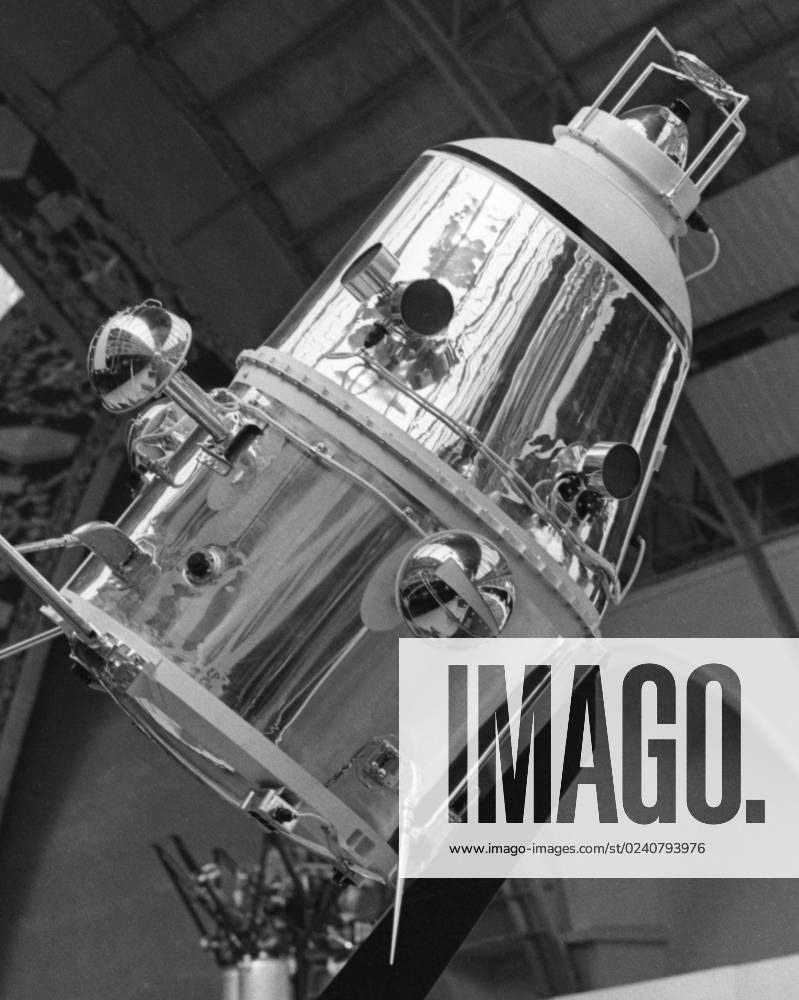 Moscow, USSR. September, 1967. A view of the Luna-10 robotic spacecraft at the Pavilion No. 32 Kosmos at the Exhibition of Achievements of National Economy. The exact date of the photograph is unknown. Valentin Cheredintsev TASS 18491747