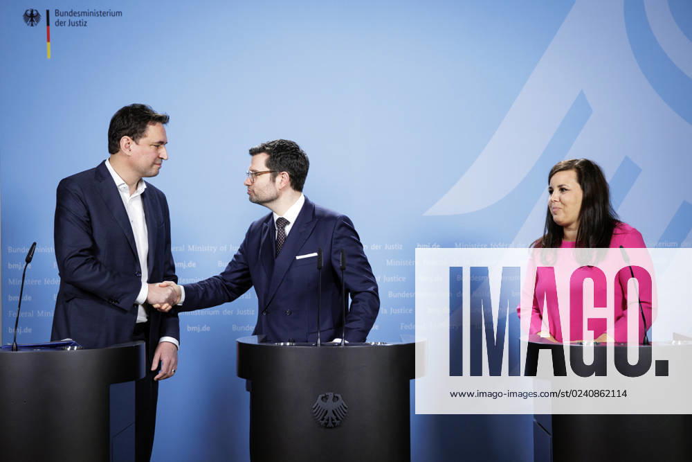 Marco Buschmann, Federal Minister of Justice, center Georg Eisenreich, Minister of Justice of Bavaria, l and Anna Gallina, Senator of Justice of Hamburg, r give a joint press statement after the Bund Laender Digital Summit at the Federal Ministry of Justice in Berlin, 30 03 2023 Berlin Germany.