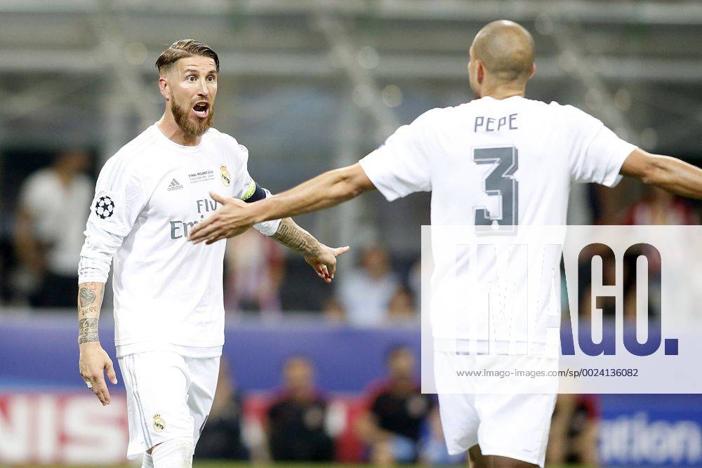 Real Madrid s Sergio Ramos (l) and Pepe during UEFA Champions League 2015 2016 Final match.May 28,2016. (20160528129)