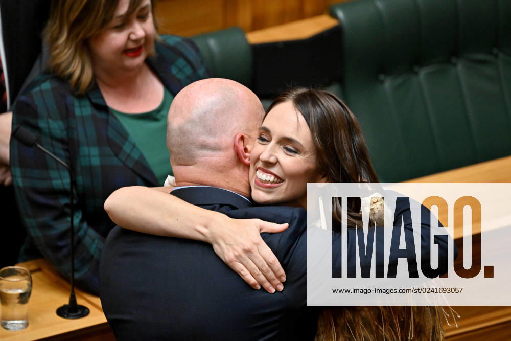 JACINDA ARDERN VALEDICTORY ADDRESS, National leader Christopher Luxon hugs former Prime Minister Jacinda Ardern after her valedictory speech at Parliament House in Wellington, New Zealand, Wednesday, April 5, 2023. ( NO ARCHIVING, , NO USE IN BOOKS WITHOUT CONSENT WELLINGTON Wellington NEW ZEALAND