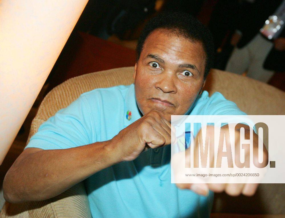 Fomer North American boxer Muhammad Ali. A.xGARCÍAx