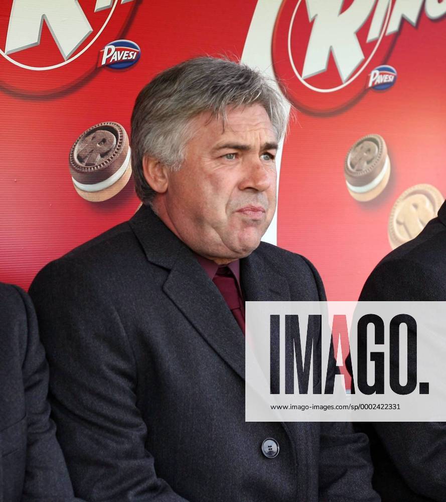 Trainer Carlo Ancelotti (Milan) enttäuscht - Fußball Herren Serie A 2006 2007, 1. Italienische Liga, AC Mailand Porträt Bergamo Enttäuschung, Nachdenklichkeit, Skepsis, Fußball Herren Serie A 2006 2007, 1. Italienische Liga, AC Mailand Porträt Bergamo Enttäuschung, Nachdenklichkeit, Skepsis,