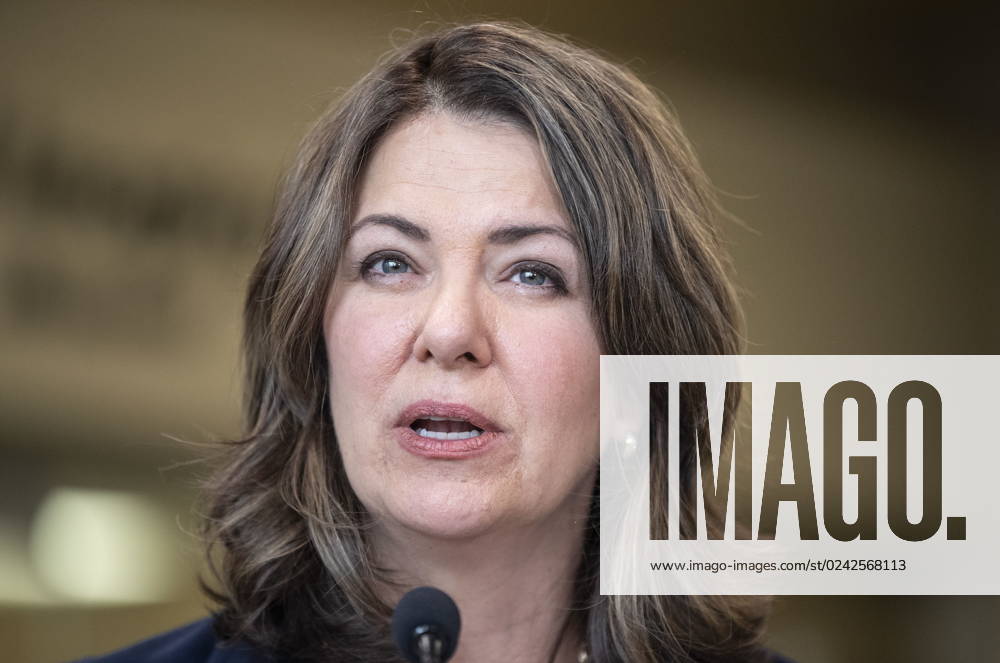 Alberta Premier Danielle Smith announces a public health guarantee in Sherwood Park, Alta., Tuesday, April 11, 2023. SHERWOOD PARK CANADA - ZUMAc35_ 20230411_zaf_c35_025