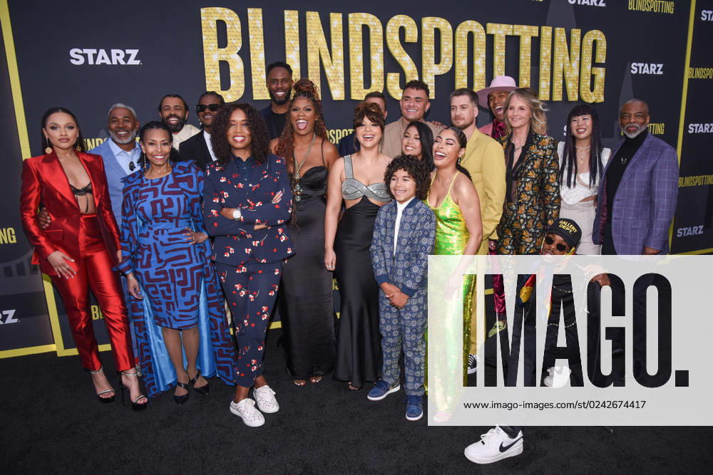 Hollywood, California - (L-R) Barry Brisco, Margo Hall, Daveed Diggs, Benjamin Earl Turner, Candace Nicholas-Lippman, Lance Holloway, Jaylen Barron, Jasmine Cephas-Jones, Atticus Woodward, April Absynth, Andrew Chapelle, Katlynn Simone, Rafael Casal, Helen Hunt, Lil Buck, Jon Boogz, Jess Wu Calder and LeVar Burton. Los Angeles Premiere Of STARZ s Blindspotting Season 2 at NeueHouse Hollywood. Photo Credit: Billy Bennight AdMedia 290642 2023-04-11 California Hollywood Etats-Unis