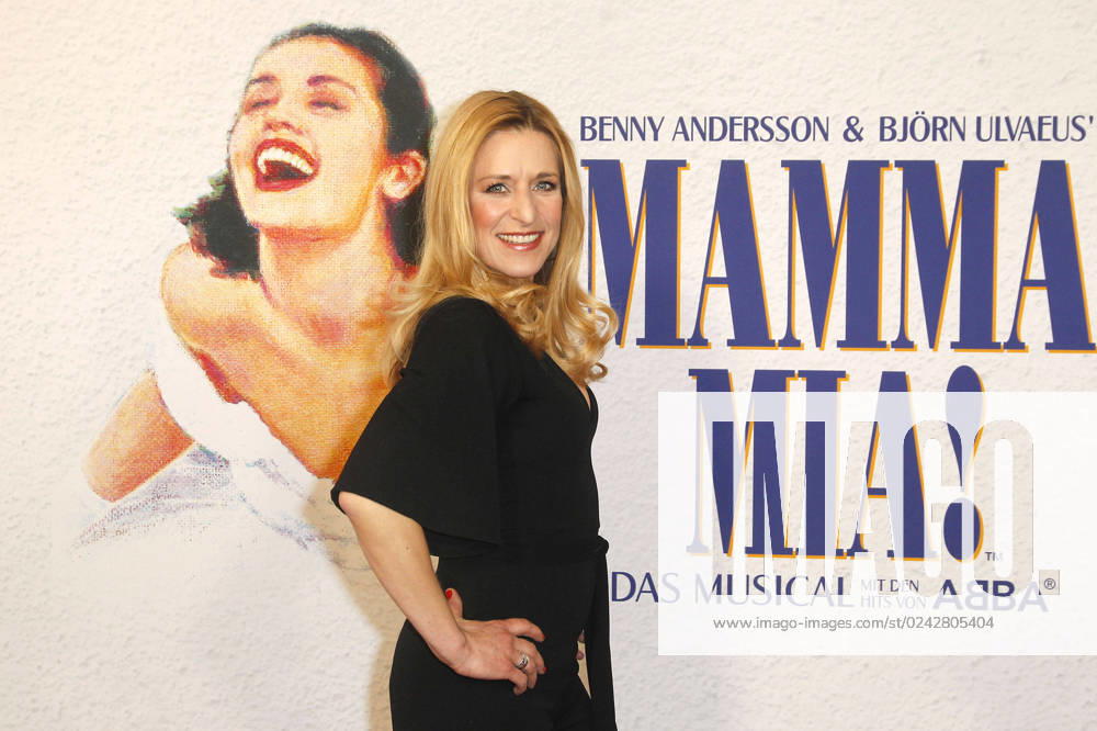 Stefanie Hertel at the premiere of the musical Mamma Mia on 12 04 2023 in Hamburg Mamma Mia musical premiere with the new leading actress Stefanie Hertel in Hamburg
