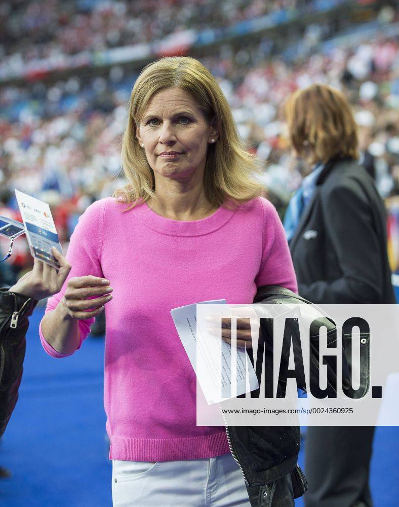 Katrin MUELLER-HOHENSTEIN, Müller-Hohenstein, ZDF Sportmoderatorin, Fernsehmoderatorin, FussballFussballVorrunde Gruppe C, Spiel M18, Deutschland (GER) - Polen (POL) 0:0, 0:0,, am 16.06.2016 in Saint Denis. Fussball EM 2016 in Frankreich vom 10.06.