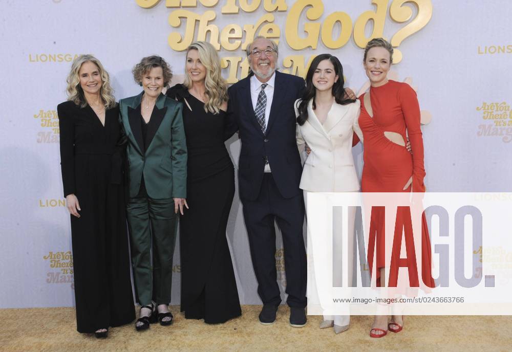 Julie Ansell, Judy Blume, Kelly Fremon Craig, James Brooks, Abby Ryder Fortson, Rachel McAdams at arrivals for ARE YOU THERE GOD? ITâ€S ME, MARGARET Premiere, Westwood Regency Village Theatre, Los Angeles, CA April 15, 2023. Photo By: Elizabeth Goodenough Everett Collection at arrivals for ARE YOU THERE GOD? ITâ€S ME, MARGARET Premiere, Westwood Regency Village Theatre, Los Angeles, CA April 15, 2023. Photo By: Elizabeth Goodenough Everett Collection PUBLICATIONXNOTxINxCANxCHNxFRAxITAxJPNxNORxPOLxRUSxESPxUKxUSA