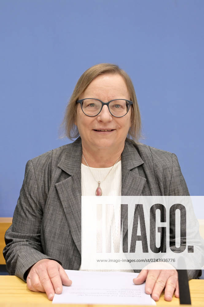 Barbara Schlomann at the Federal Press Conference on the publication of the audit report on the calculation of German greenhouse gas emissions for the year 2022 at the Haus der Bundespressekonferenz Berlin, 17 04 2023 Foto:xF.xFuturexImage