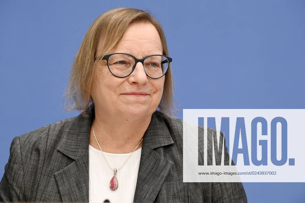 Barbara Schlomann at the Federal Press Conference on the publication of the audit report on the calculation of German greenhouse gas emissions for the year 2022 at the Haus der Bundespressekonferenz Berlin, 17 04 2023 Foto:xF.xFuturexImage