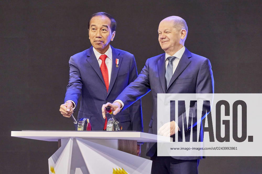 Joko Widodo and Olaf Scholz during the opening tour of the Hannover Messe 2023 at the Hannover Exhibition Grounds, 17 04 2023. Foto:xU.xFuturexImage