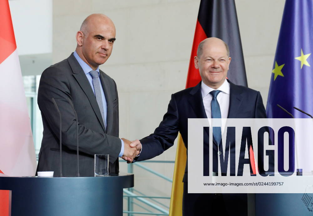 Alain Berset, President of the Swiss Confederation, Olaf Scholz, Chancellor, Germany, Berlin, Press conference, Reception of the President of the Swiss Confederation, Alain Berset, by BK Scholz