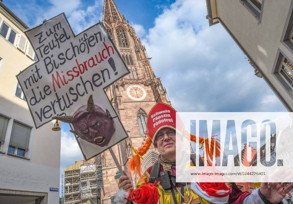 Guenter Nakath protests in bishops uniform in front of the Freiburg Cathedral on the day of the publication of the abuse report of the Archdiocese of Freiburg The report describes an unprecedented cover-up of sexualized abuse in the Archdiocese over many