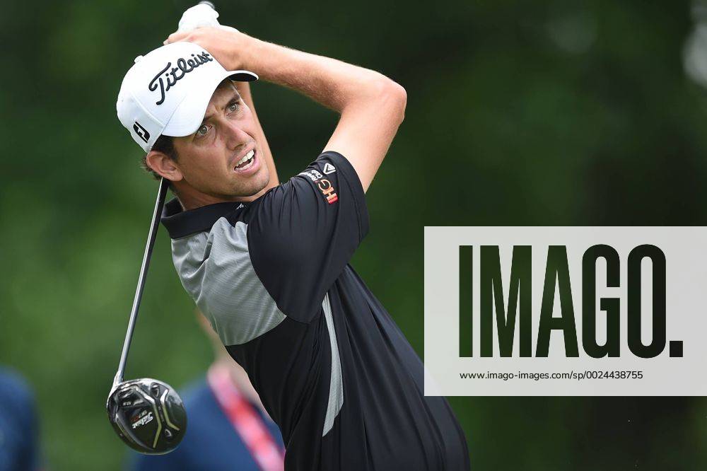 Chesson Hadley tees off at hole number fiveduring third round play at the Quicken Loans National at Congressional Country Club in Bethesda MD. PGA Golf Herren 2016: Quicken Loans National JUN 25 - ZUMAcjm_