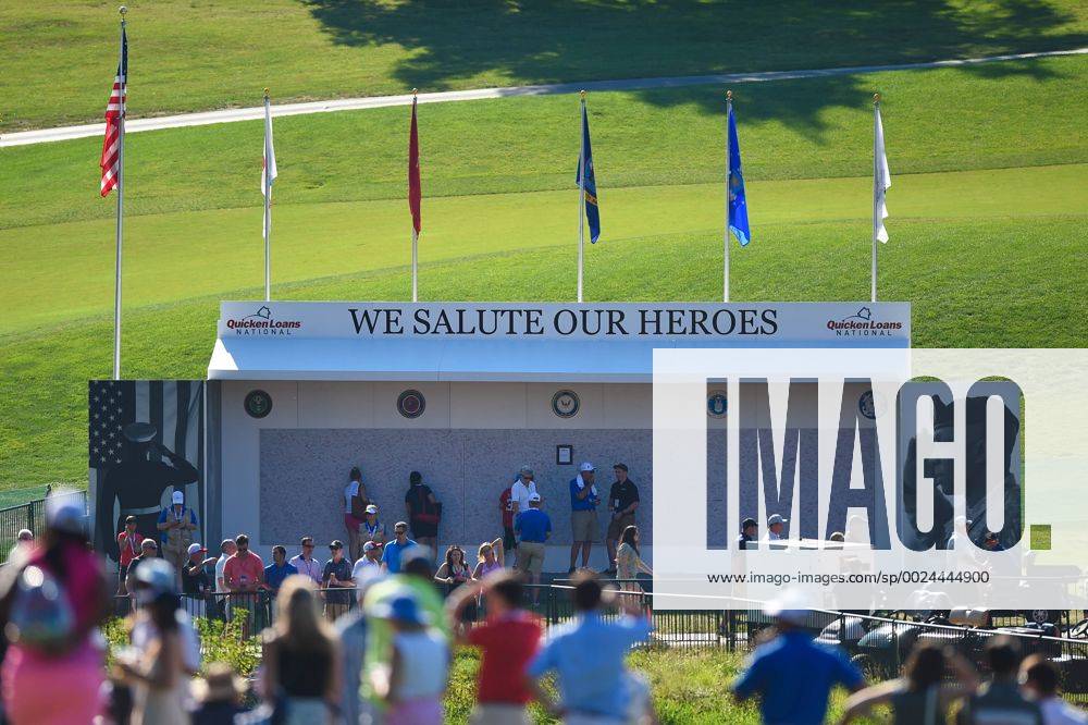 The Tribute to Heroes sits adjacent to the eighteenth green during third round play at the Quicken Loans National at Congressional Country Club in Bethesda MD. PGA Golf Herren 2016: Quicken Loans National JUN 25 - ZUMAcjm_