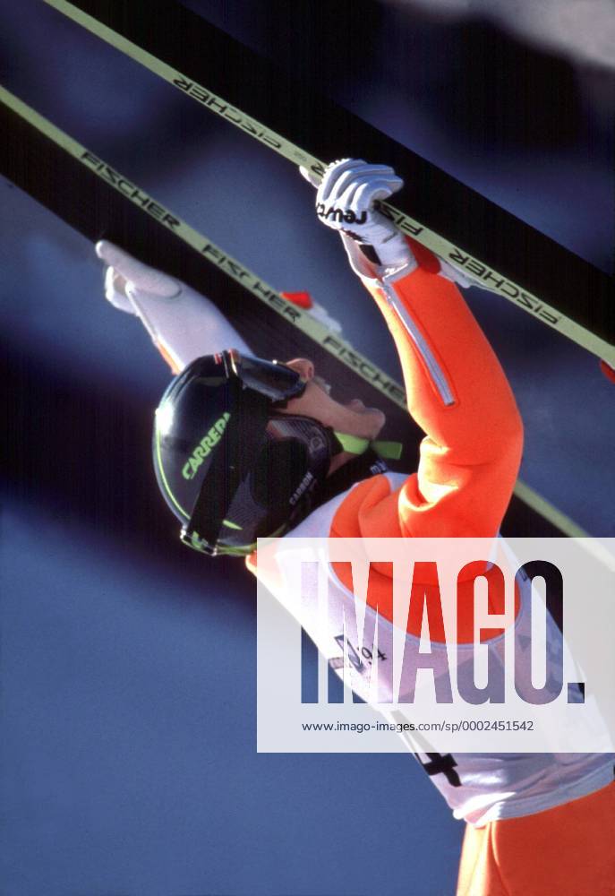 Jens Weissflog (Deutschland) schreit sein Glück in die Welt hinaus - Skispringen OS Winter Herren Olympische Winterspiele 1994, Nordischer Skisport, Ski Nordisch, Skisprung Einzelbild Lillehammer Begeisterung, Freude, Skispringen OS Winter Herren Olympische Winterspiele 1994, Nordischer Skisport, Ski Nordisch, Skisprung Einzelbild Lillehammer Begeisterung, Freude,