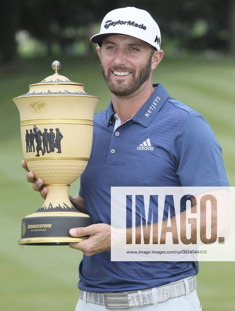 Akron, OH, USA - Dustin Johnson holds the winner s trophy after winning the Bridgestone Invitational golf tournament by a single stroke on Sunday, July 3, 2016, at Firestone Country Club in Akron, Ohio. Bridgestone Invitational - ZUMAm67_