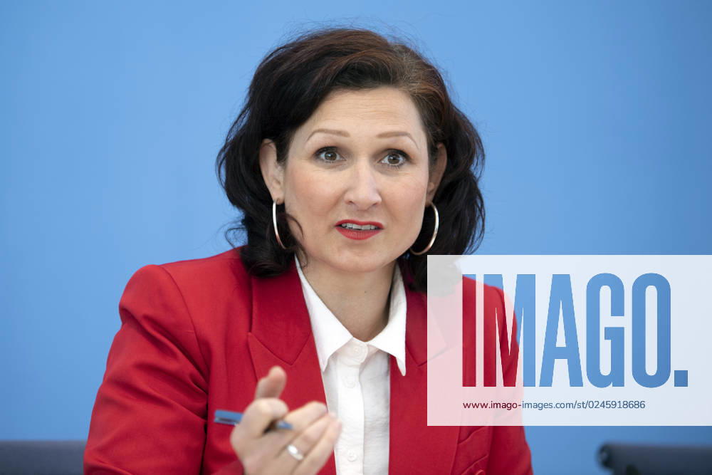 Ferda Ataman, Independent Federal Commissioner for Anti Discrimination DEU, Germany, Berlin, 25 04 2023 Ferda Ataman , Independent Federal Commissioner for Anti Discrimination ,