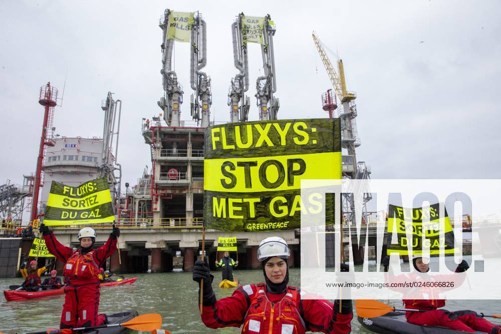 Illustration picture shows a protest action of Greenpeace environmental activists, at the liquid gas terminal of Fluxys, in the Zeebrugge harbour, Saturday 29 April 2023. NICOLASxMAETERLINCK 66407333
