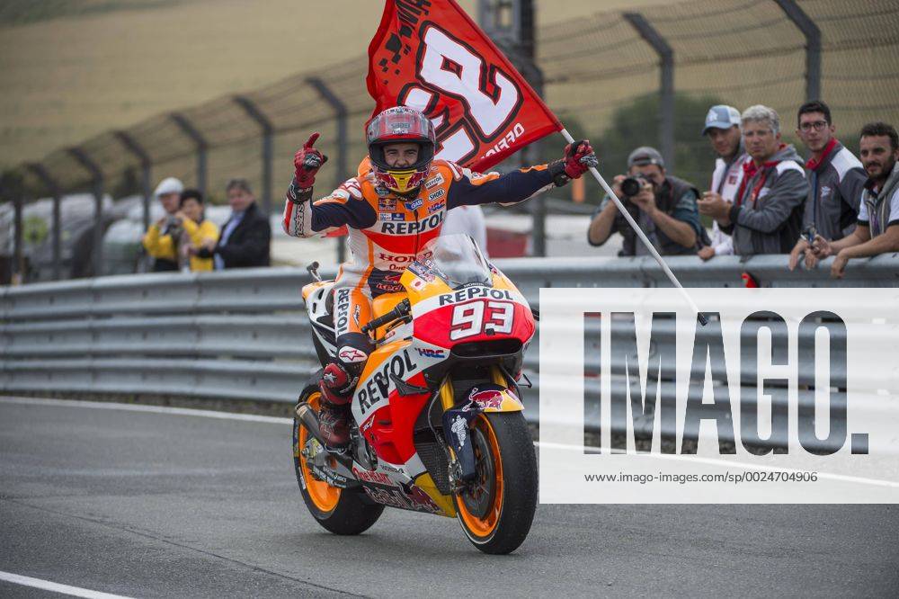 Themen der Woche - - SPORT Oberlungwitz, Germany 17.07.2016, MotoGP - Grosser Preis von Deutschland, Race, Der Sieger Marc Marquez (ESP) Repsol Honda Team Honda ( DeFodi503