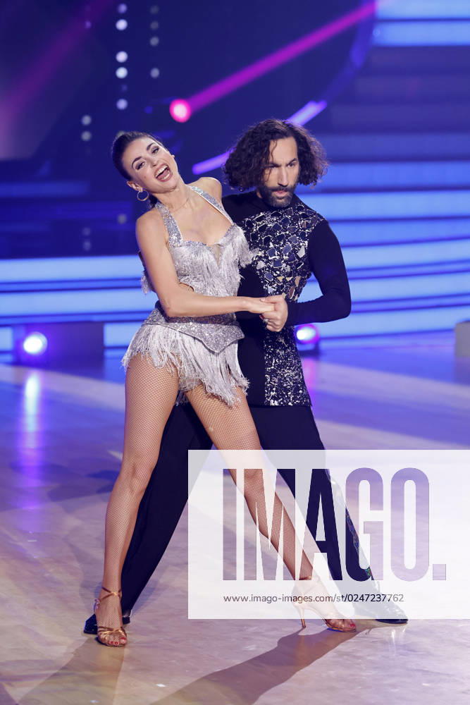 Dancer Ekaterina Leonova and dancer Massimo Sinato at the 16 season of RTL dance show Let s Dance at MMC Coloneum Cologne, 28 04 2023 NRW Germany