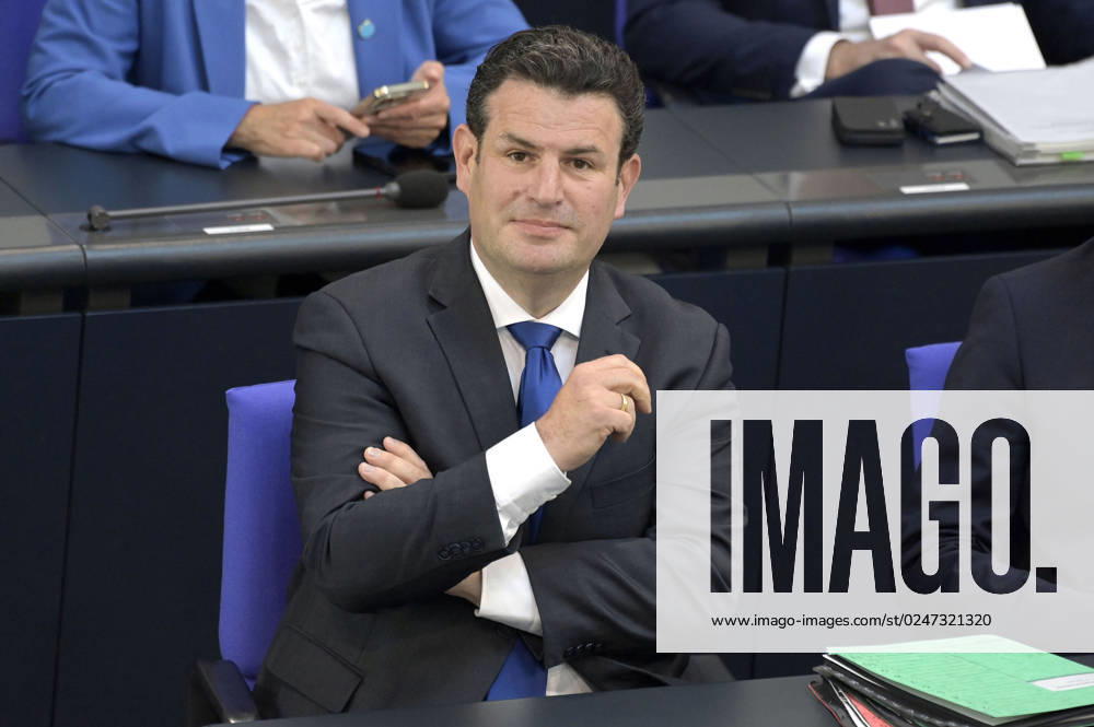 Hubertus Heil at the 102 session of the German Bundestag in the Reichstag building Berlin, 10 05 2023 Foto:xF.xFuturexImage