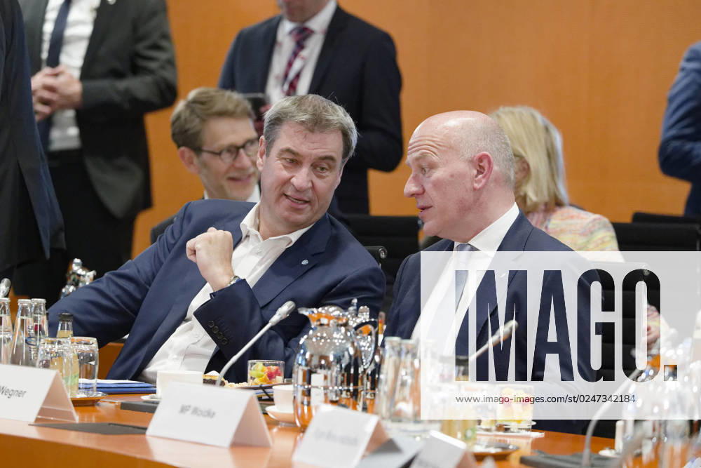 Refugee summit in the Chancellors Office 2023 05 10 Germany, Berlin Refugee summit in the Chancellors Office The minister presidents of the German states, together with the Chancellor and the responsible federal ministers, discuss