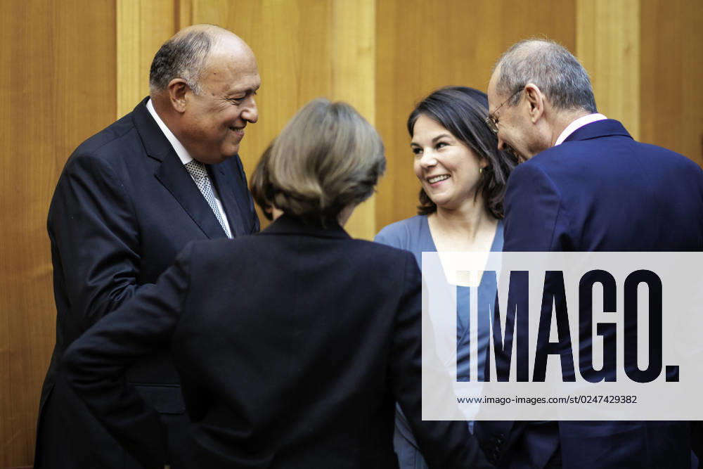 Situation in the Middle East conflict Annalena Baerbock, German Foreign Minister, invites to cloverleaf meeting in Berlin Here in the picture L R Samih Schukri, Foreign Minister of Egypt, Catherine Colonna, Foreign Minister of France, Annalena Baerbock, German Foreign Minister, and Ayman Safadi , Foreign Minister of Jordan Berlin, 11 05 2023 Berlin Germany