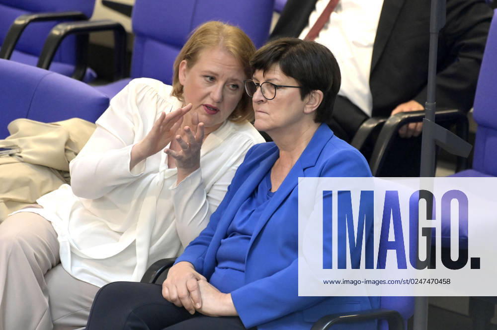 Lisa Paus and Saskia Esken at the 103 session of the German Bundestag in the Reichstag building Berlin, 11 05 2023 Foto:xF.xFuturexImage