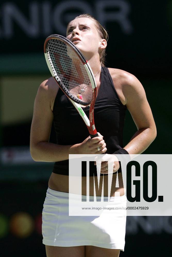 Iveta Benesova (Tschechien) Tennis Damen Australian Open 2006, Grand Slam, WTA Tour Einzelbild Melbourne Tennis Damen Australian Open 2006, Grand Slam, WTA Tour Einzelbild Melbourne