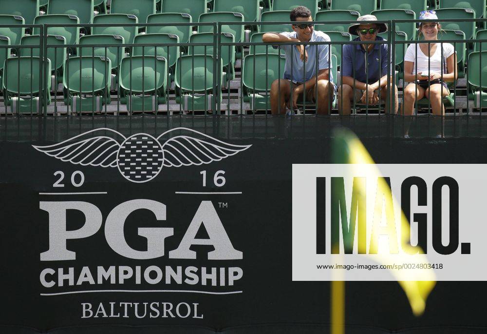Fans sit in the empty stands to watch a practice round at the PGA Golf Herren Championship at Baltusrol Golf Club in Springfield, New Jersey on July 26, 2016. PGA20160726113 JOHNxANGELILLO