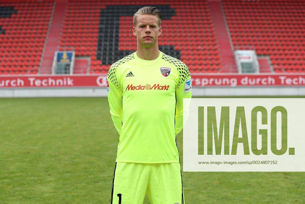 1. Bundesliga - Fußball - GER - FC Ingolstadt 04 - 2016 2017- Porträttermin - Torwart Örjan Haskjard Nyland (26, FCI) 1. BL - FC Ingolstadt 04 Saison 2016 2017
