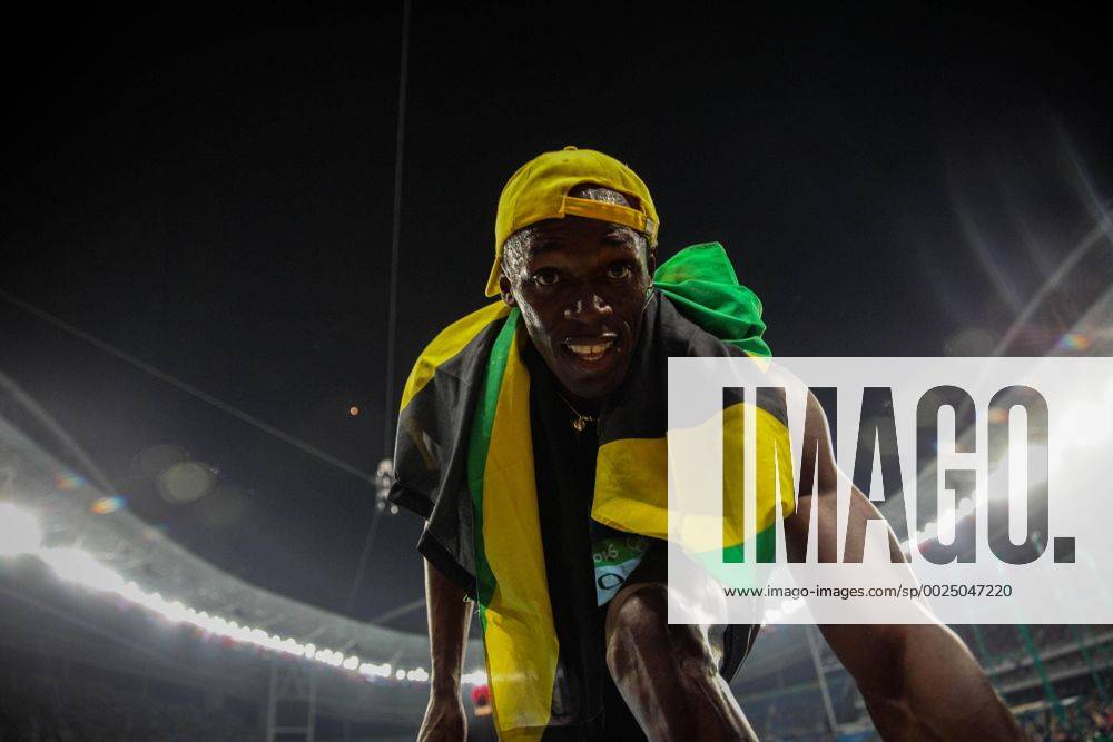 Rio 2016, LA, 100m Sprint, Usain Bolt ist Olympiasieger Jamaican athlete Usain Bolt celebrates after winning gold during the Olympic Games Olympische Spiele Olympia OS Rio 2016 Men s 100m Final competition at the Olympic Stadium in Rio de Janeiro, Brazil, 14 August 2016. MEN S 100M SEMIFINAL !ACHTUNG: NUR REDAKTIONELLE NUTZUNG! RIO218 20160815-636068300022717622