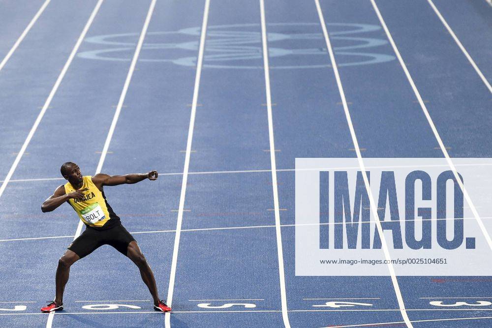 Rio 2016, Leichtathletik, Usain Bolt gewinnt Gold über 200m Athletics Rio 2016 Olympics RIO DE JANEIRO, RJ - 18.08.2016: ATHLETICS RIO 2016 OLYMPICS - Usain Bolt in the final of the 200m men& 39;sllow tew test during the Athletics Rio 2016 Olympics held in the Olympic Stadiumgenhão). NOT AVAILABLE FOR LOR LICENSING IN CHINA (Photo: Celso Pupo Fotoarena) x1189709x CelsoxPupo