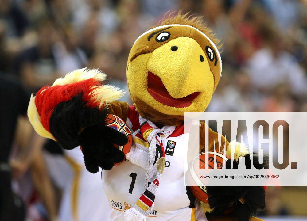Foto : das deutsche Maskottchen Basketball EM Qualifikation in Kiel , Gruppenspiel Deutschland - Denmark