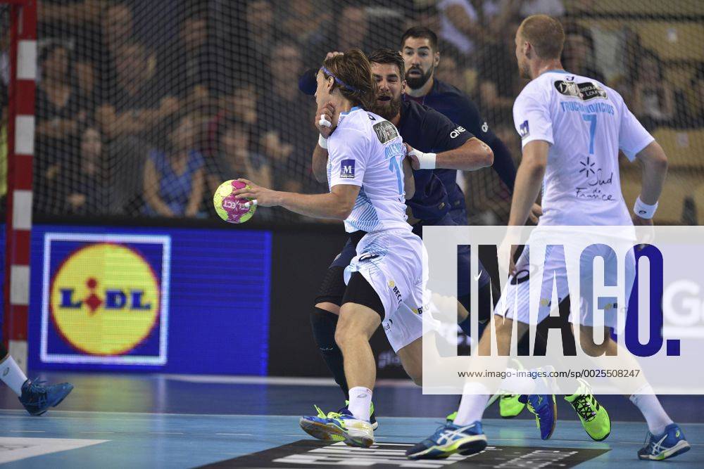 Lidl neuer Sponsor der französischen Handball Liga D1 - Luka Karabatic (psg) vs Jure Dolenec (MHB) - Handball Frankreich, Trophee des Champions - 17 09 2016 JBAutissier Panoramic