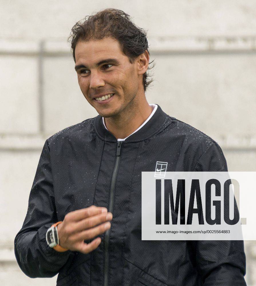 Spanish tennis player Rada Nadal during the awarding ceremony of the juvenile ciurcuit 3rd Rafa Nadal Tour by Mapfre in Manacor, Mallorca, Balearic Islands, Spain, 24 September 2016. EFE Cati Caldera AWARDING CREMONY RAFA NADAL TOUR BY MAPFRE !ACHTUNG: NUR REDAKTIONELLE NUTZUNG! MAN001 20160924-636103322700411566