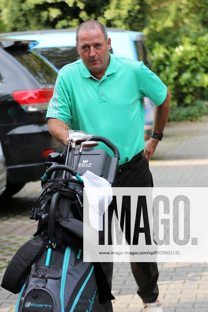 Frankfurt, Frankfurter Golf Club Eintracht Frankfurt (SGE) Golf Open hat heute Geburtstag Weltmeister von 1990 Uwe Bein