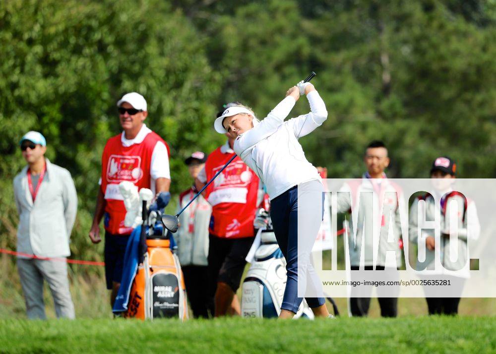 Brooke M. Henderson of Canada in action during the 1st round of the 2016 Reignwood LPGA Golf Damen Classic at Reignwood golf club on September 29, 2016 in Beijing, China. CFP492963934