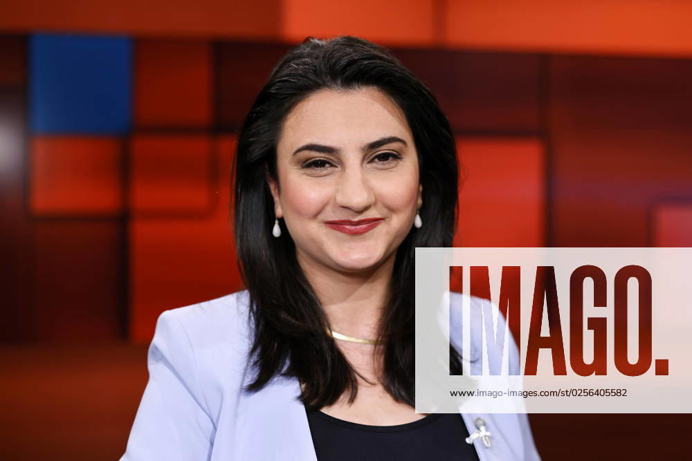 Journalist Nalan Sipar in the ARD talk show hart aber fair on the topic Still no victory Wobbles the eternal Erdogan in the WDR studios Cologne, 15 05 2023 NRW Germany