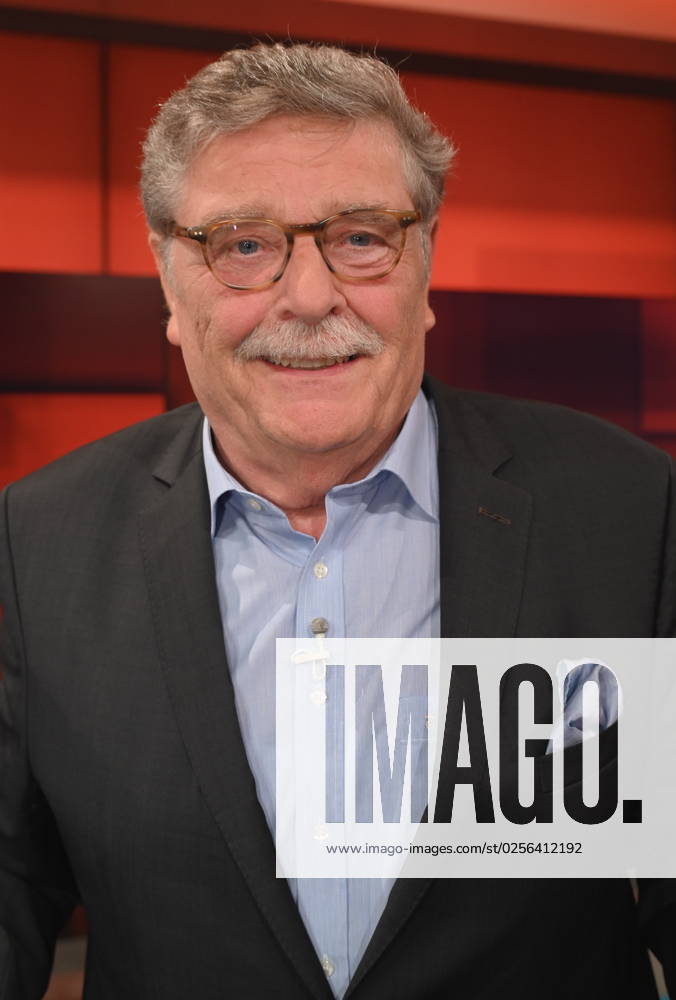 The politician Fritz Schramma, Cologne Mayor a D , advocated the construction of the Ditib Grand Mosque in Cologne as a guest on the ARD talk show Hart aber Fair with the topic Still no victory Wobbles the eternal Erdogan