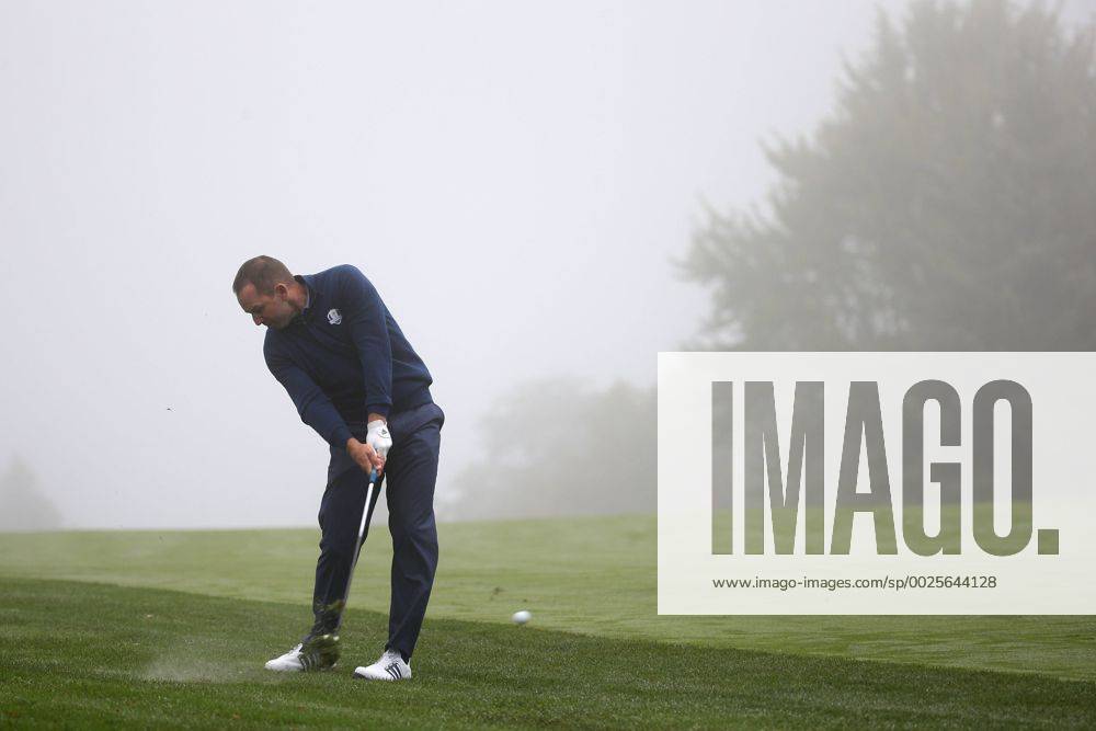 GOLF - Ryder Cup 2016 CHASKA,MINNESOTA,USA,30.SEP.16 - GOLF - Ryder Cup, Hazeltine National Golf Club. Image shows Sergio Garcia (ESP). GEPAxpictures xDanielxGoetzhaber