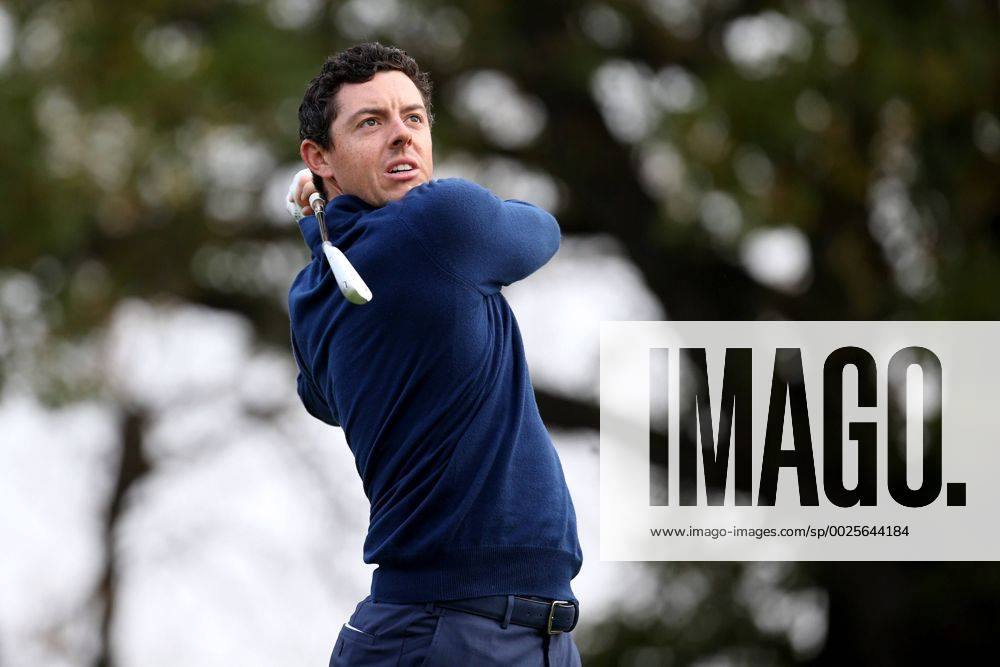 GOLF - Ryder Cup 2016 CHASKA,MINNESOTA,USA,30.SEP.16 - GOLF - Ryder Cup, Hazeltine National Golf Club. Image shows Rory Mcilroy (IRL). GEPAxpictures xDanielxGoetzhaber