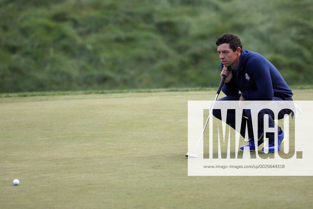 GOLF - Ryder Cup 2016 CHASKA,MINNESOTA,USA,30.SEP.16 - GOLF - Ryder Cup, Hazeltine National Golf Club. Image shows Rory Mcilroy (IRL). GEPAxpictures xDanielxGoetzhaber