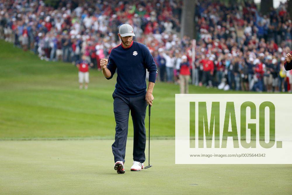 GOLF - Ryder Cup 2016 CHASKA,MINNESOTA,USA,30.SEP.16 - GOLF - Ryder Cup, Hazeltine National Golf Club. Image shows the rejoicing of Dustin Johnson (USA). GEPAxpictures xDanielxGoetzhaber