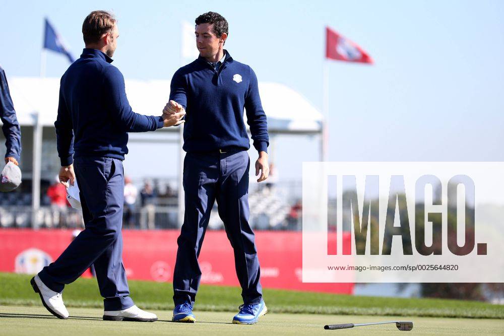 GOLF - Ryder Cup 2016 CHASKA,MINNESOTA,USA,30.SEP.16 - GOLF - Ryder Cup, Hazeltine National Golf Club. Image shows Andy Sullivan (ENG) and Rory Mcilroy (IRL). GEPAxpictures xDanielxGoetzhaber