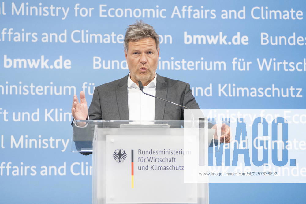 Press Statement Energy Price in the Federal Ministry of Economics Robert Habeck, Federal Minister of Economics Press Statement Energy Price in the Federal Ministry of Economics Robert Habeck, Federal Minister of Economics, Berlin Berlin Germany BMWK