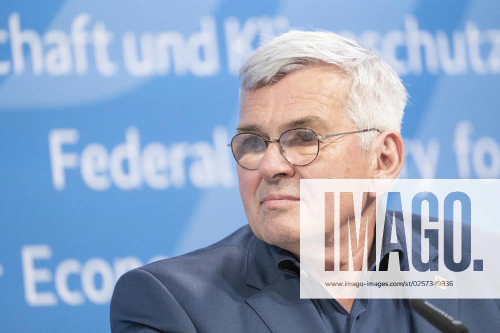 Press statement Energy price in the Federal Ministry of Economics Jörg Hofmann, First Chairman Trade Union IG Metall Press statement Energy price in the Federal Ministry of Economics Jörg Hofmann, First Chairman Trade Union IG Metall, Berlin Berlin Germany BMWK