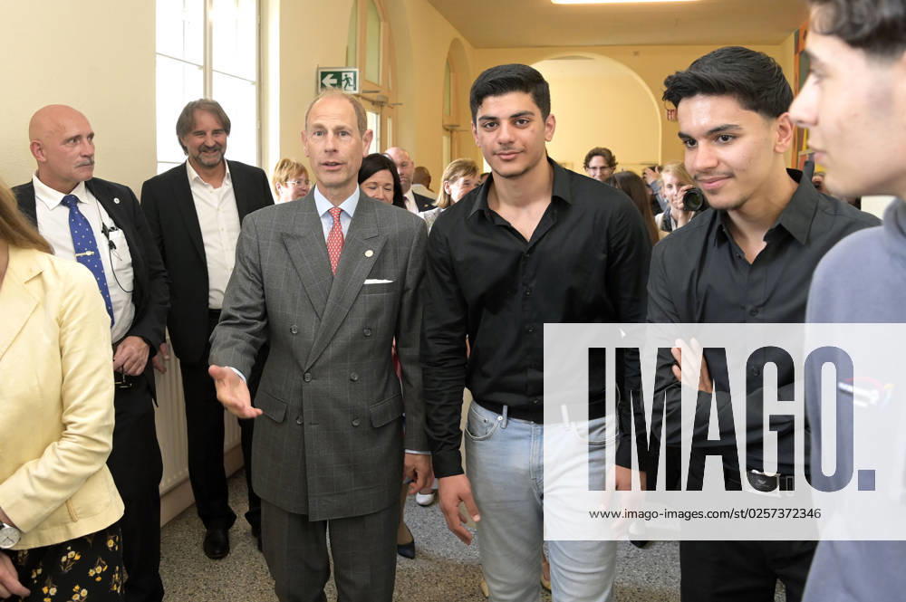 Prince Edward visiting the school at Schillerpark during the Duke Award ceremony in Wedding Berlin, 22 05 2023 Foto:xF.xFuturexImage