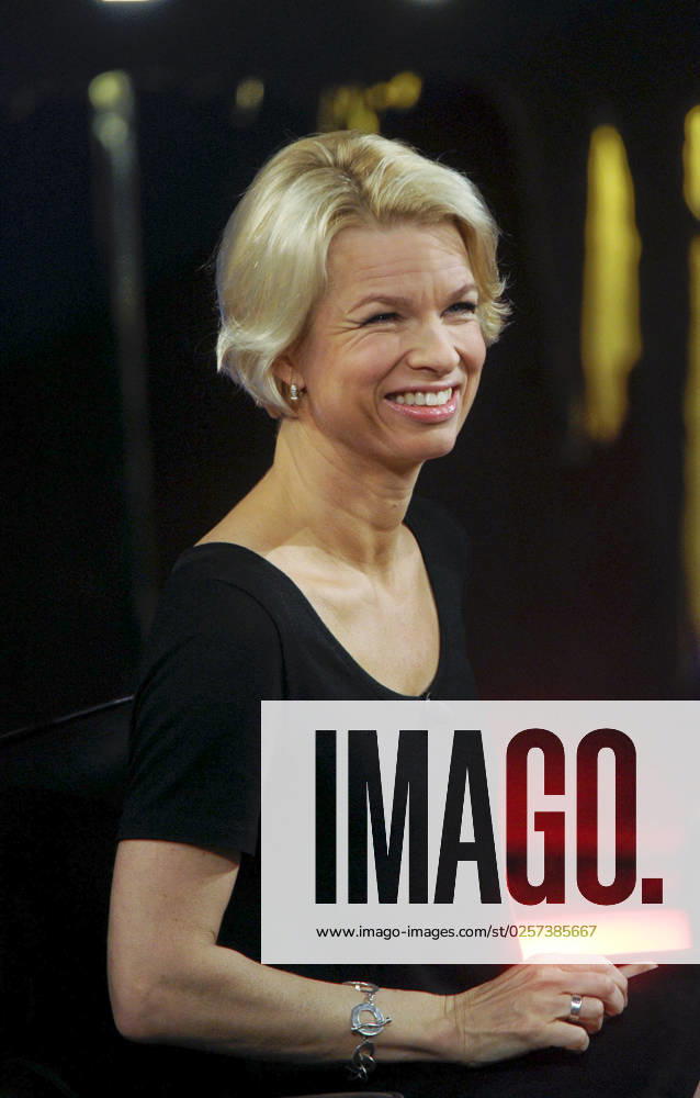 STOCKHOLM 20111201 Linn Ullmann visits Skavlan STOCKHOLM SWEDEN